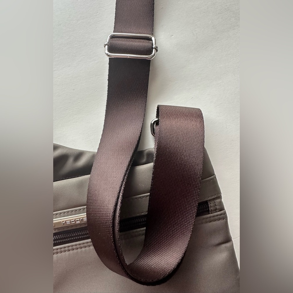 HEDGREN Sepia Brown Crossbody Bag - Picture 6 of 10